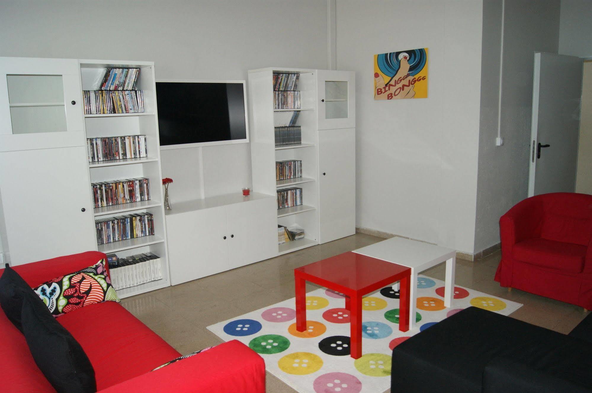 Residencia Albergue Jaca Exteriör bild